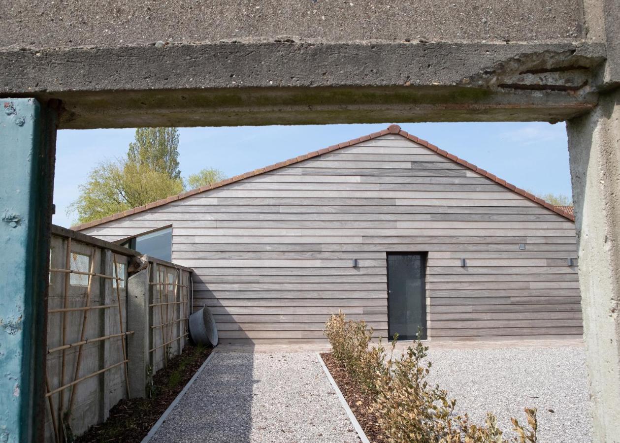 Landelijk Vakantiehuis In Diksmuide Met Een Tuin En Vijver Kültér fotó